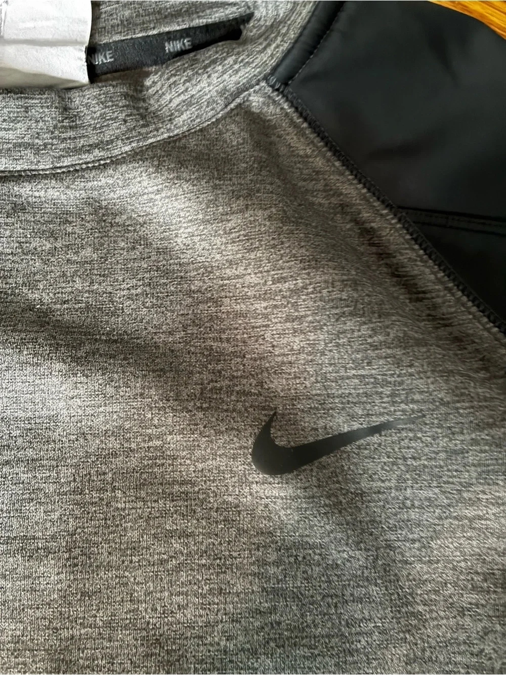 Nike Charcoal Gray and Black Men’s Therma/Fit Crew Sweatshirt